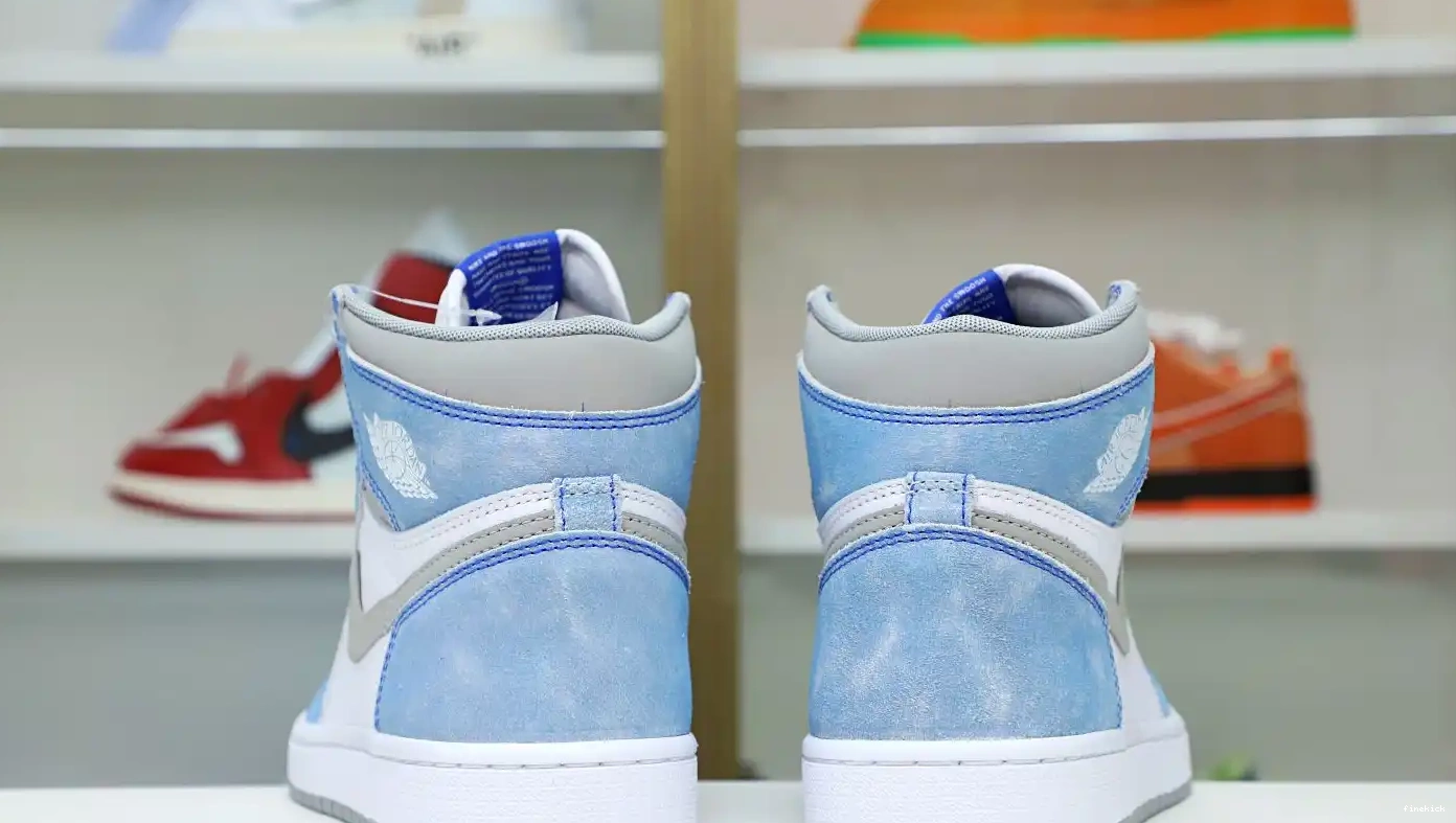 RETRO AIR 1 OG JORDAN 'HYPER ROYAL' HIGH 0328